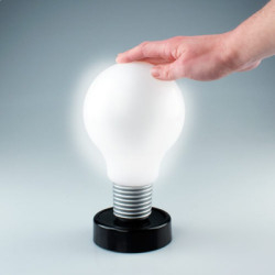 Lampe LED ampoule géante tactile à piles