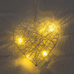 Coeur en rotin blanc LED