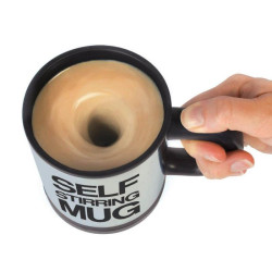 Mug avec melangeur automatique