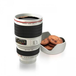 Mug blanc objectif appareil photo