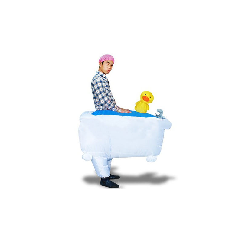 Costume gonflable homme dans son bain