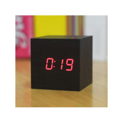 Horloge / Réveil cube LED...