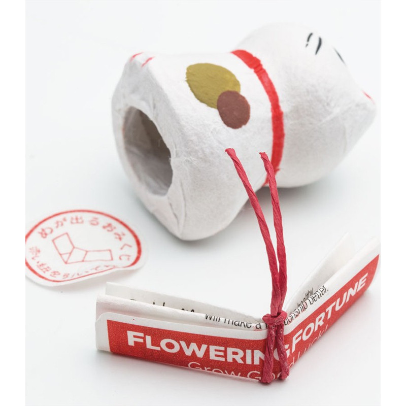Chat de fortune Japonais à fleur florissante