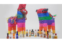 Youpi ! Nipyata, une piñata remplie d'alcool !